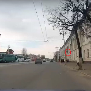 Во Владимире на школьников упал кусок штукатурки