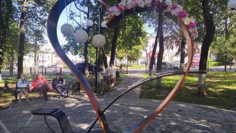 В поселке под Вязниками обновили сквер