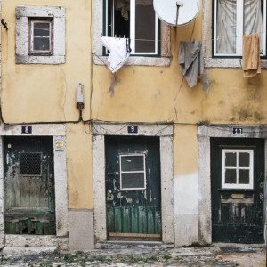 Во Владимире жильцов признанного аварийным дома расселят через суд