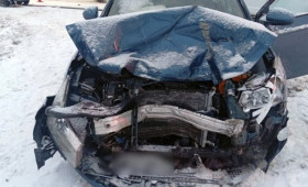 В Ковровоском районе иномарка протаранила выезжавшее с заправки авто