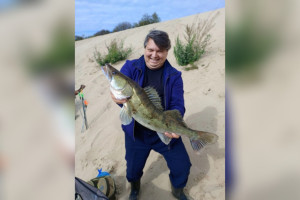 Артист из Нижнего Новгорода поймал во Владимирской области 4-килограммового судака