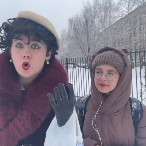 Блогер-миллионник и владимирский студент в клипе высмеяли подорожание проезда в автобусах