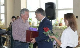 Путин присвоил звание «Народного художника РФ» мастеру из Гусь-Хрустального