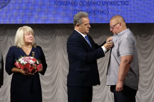 В Муроме отцу погибшего бойца СВО вручили медаль