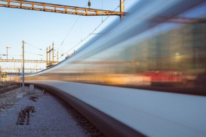 Во Владимирской области пьяный москвич устроил дебош в вагоне поезда 