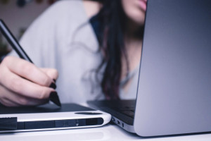 Во Владимирской области девочки-подростки работают больше мальчиков