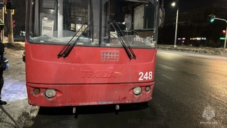 Во Владимире ночью загорелся троллейбус