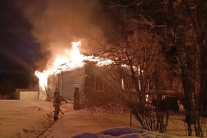 В Гусь-Хрустальном мощный пожар уничтожил жилой дом