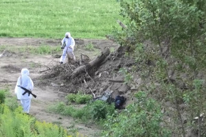 Люди в белых костюмах и с оружием напугали жителей Мурома