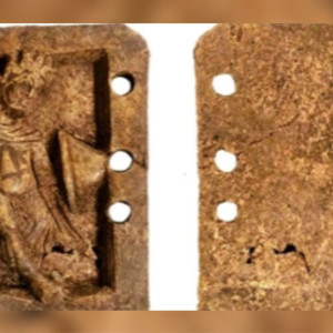 В Суздале нашли костяную накладку 12 века с изображением воина