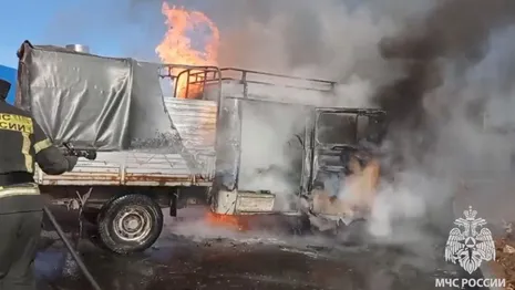 Во Владимире на Куйбышева загорелся грузовик