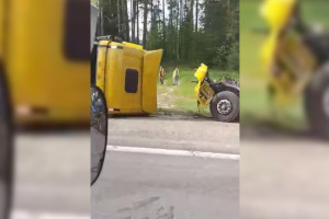 Во Владимирской области фуру разорвало на части после ДТП с КамАЗом