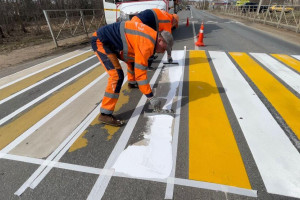 На дорогах Владимирской области начали обновлять разметку