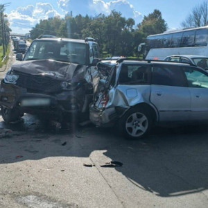 Во владимирском микрорайоне Юрьевец произошло ДТП с автобусом и Audi 