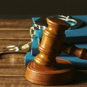 19-летний житель Александрова ответит в суде за оскорбление полицейского 
