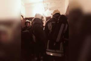 На пожаре в пятиэтажке в Гусь-Хрустальном эвакуировали 15 человек