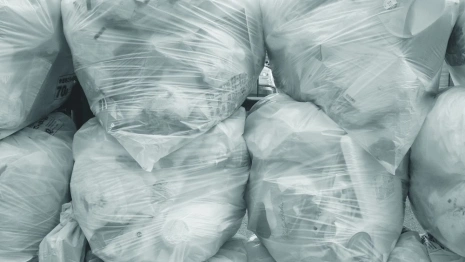 Пенсионерке из Владимирской области не вернули деньги за незаконный вывоз мусора