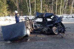 В Камешковском районе 2 человека погибли и 2 пострадали в ДТП с четырьмя авто