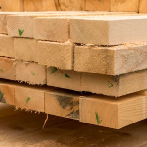 Владимирские таможенники поймали контрабандиста с досками на 10 млн рублей
