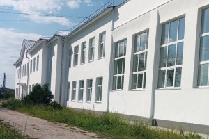 В Гороховецком районе с 5-месячным опозданием завершили капремонт школы