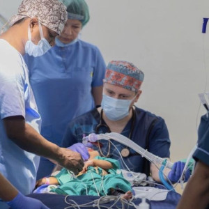 Владимирские врачи подарили улыбки детям из Африки