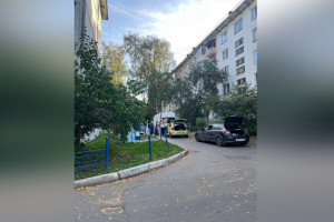 Во Владимире легковушка врезалась в машину скорой помощи