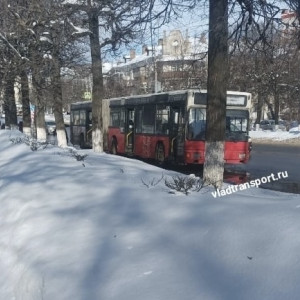 Во Владимире около ВлГУ сломался автобус