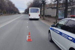 В Коврове камень отскочил из-под автобуса и попал в 34-летнего пешехода