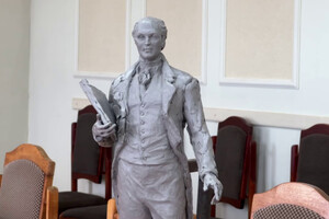 Стал известен скульптор памятника Сперанского во Владимире