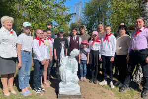 В Киржаче вернули памятник юного пионера