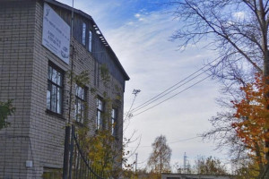 В Меленках выставили на продажу здание школы ДОСААФ