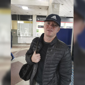 Владимирцы встретили на вокзале известного актера