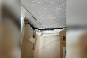 Чиновники оставили жителя поселка под Ковровом в разваливающейся на глазах квартире