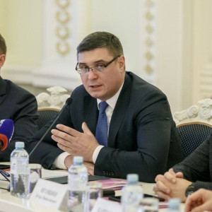 Губернатор Владимирской области попал под санкции США