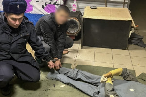 Житель Александрова вместе со знакомым взял человека в заложники и избил его