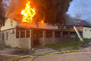 Пожар в кафе в Лакинске мог стать угрозой для других зданий