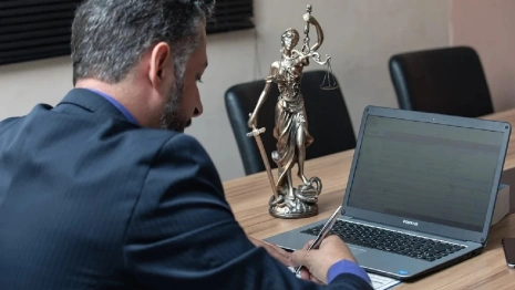 Во Владимире экс-главу управляющей компании осудят за присвоение 1 млн 