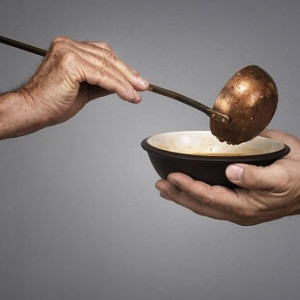 Жителя Владимира приговорили к 2 годам колонии за избиение любовницы половником