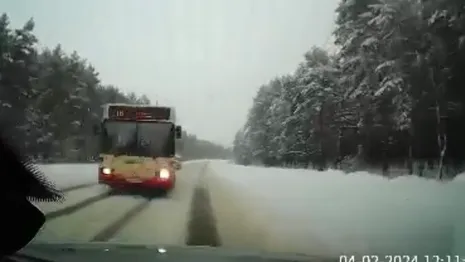 Автобус из Владимира до Радужного влетел в иномарку