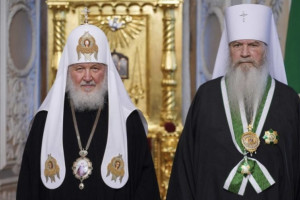 Патриарх Кирилл вручил митрополиту Владимирскому и Суздальскому орден Серафима Саровского