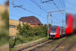 Во Владимире «Ласточка» сбила человека