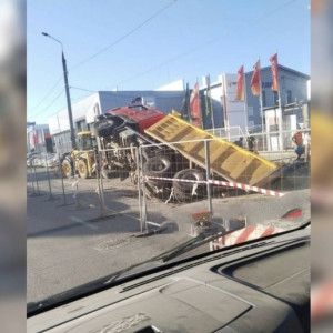 Падение самосвала в яму у «Мегаторга» во Владимире обошлось без жертв