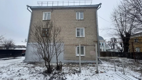 Выпавших из окна в Муроме детей спас 50-летний местный житель