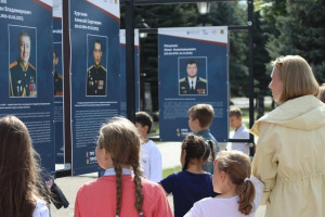 Во Владимирской области выставка «Про Героев» переехала в новый райцентр 