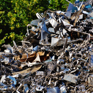 Во Владимирской области запретили сдавать металлолом за наличные деньги