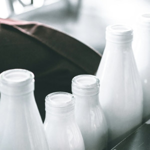 Россия ограничила ввоз молочной продукции от двух производителей из Азербайджана