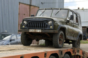 Из Владимирской области в зону СВО отправили внедорожник и стройматериалы