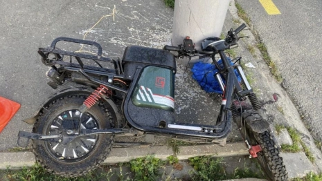 В Гусь-Хрустальном районе водитель скутера разбился при столкновении с иномаркой