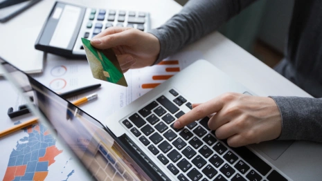 Вымогатели во Владимире потребовали заплатить за оскорбление девушки