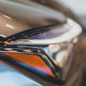 Появились подробности ДТП с Lexus и столбом во Владимире